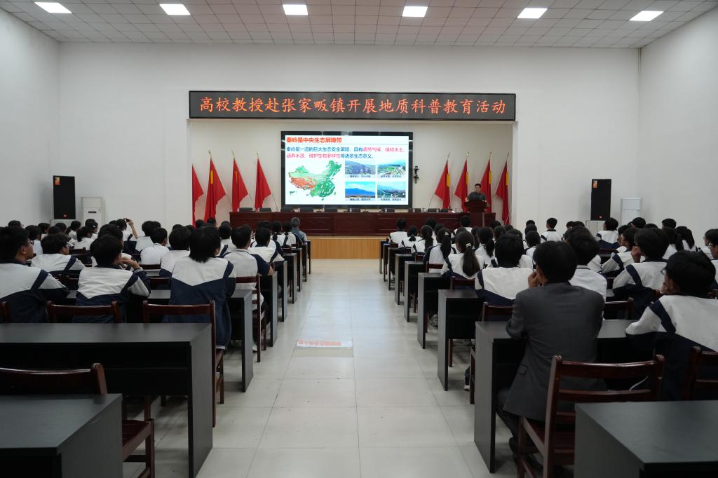 澳门金沙娱乐城app
副院长申艳军开展科普宣讲1